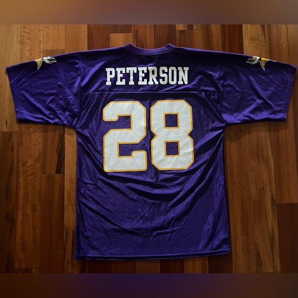 NWOT men’s M Minnesota Vikings Peterson jersey - Picture 2 of 3